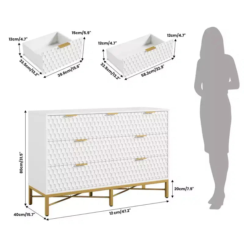 Commode moderne à 7 tiroirs avec plateau large et tiroirs profonds. Un grand coffre de rangement en bois pour chambre à coucher, couloir ou salon.