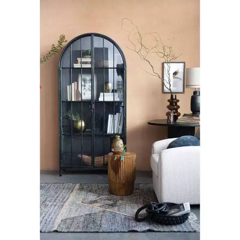 Meuble de Rangement Décoratif Noir 193 cm de Haut avec Arc: Cadre en Fer, Surface en Verre, Étagères Fixes