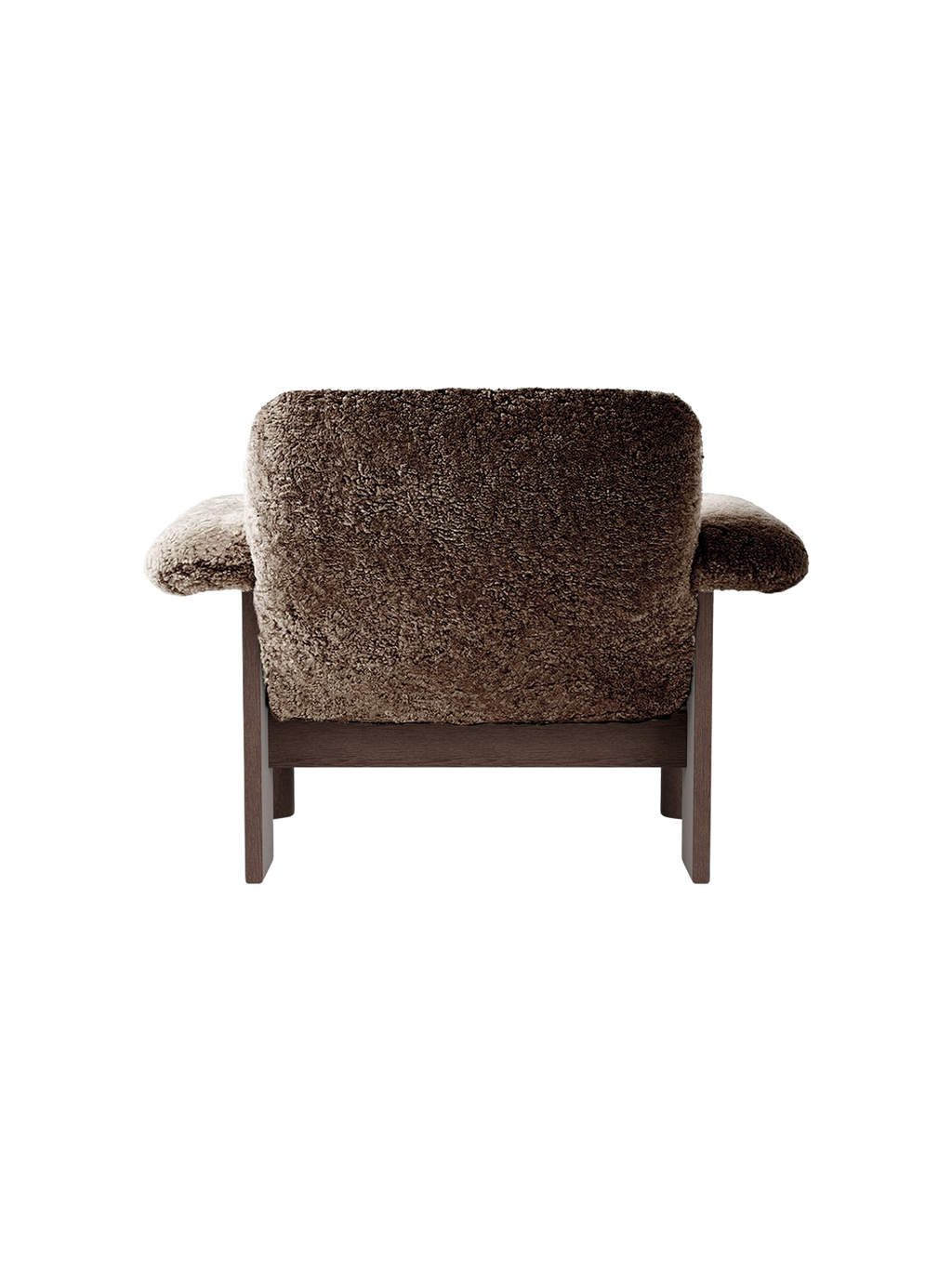 Fauteuil scandinave mi-siècle à dossier bas en peau de mouton avec cadre en bois pour salon et chambre