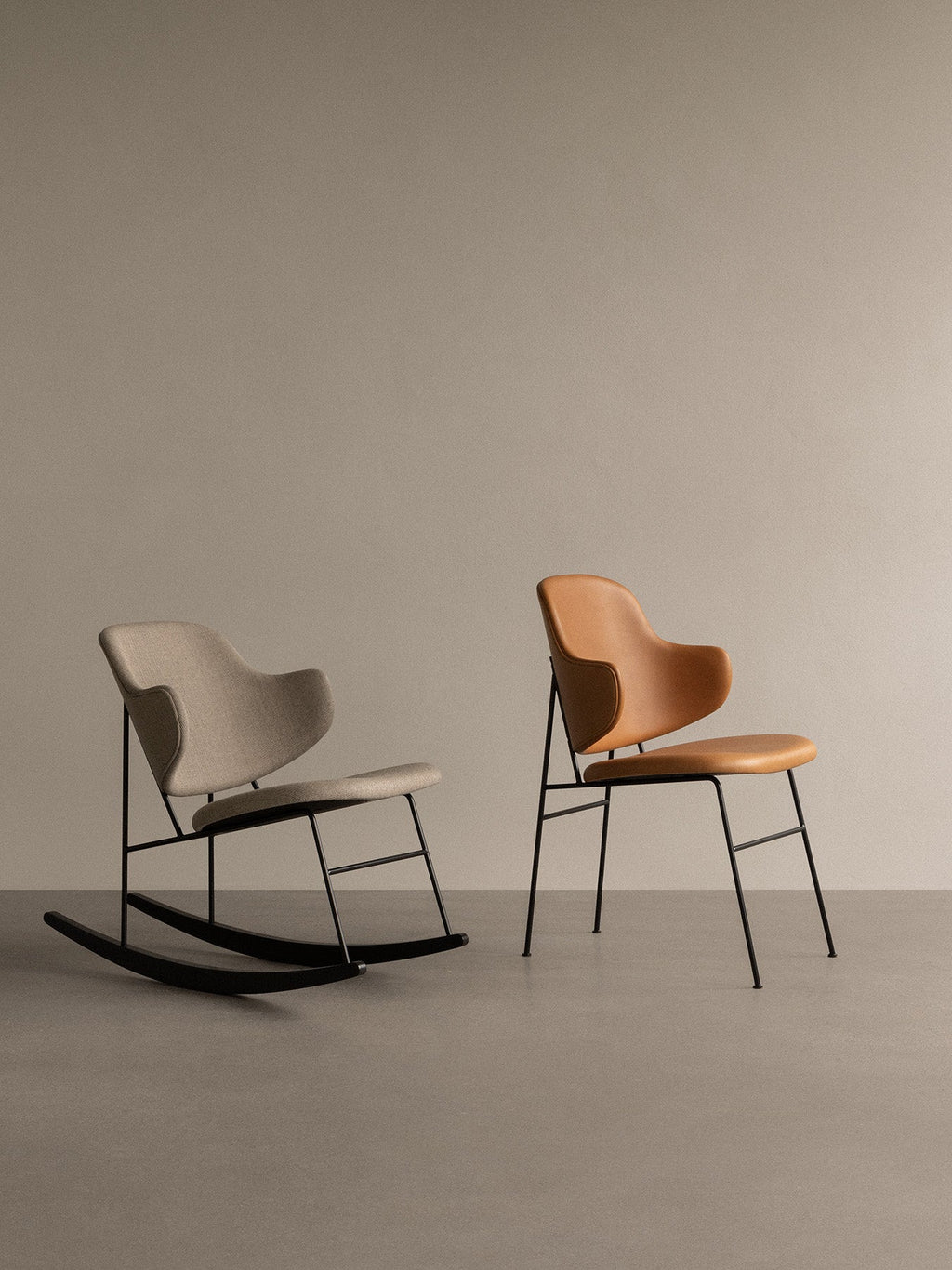 Chaise de salle à manger capitonnée de style Mid-Century avec design ergonomique à bascule pour salle à manger
