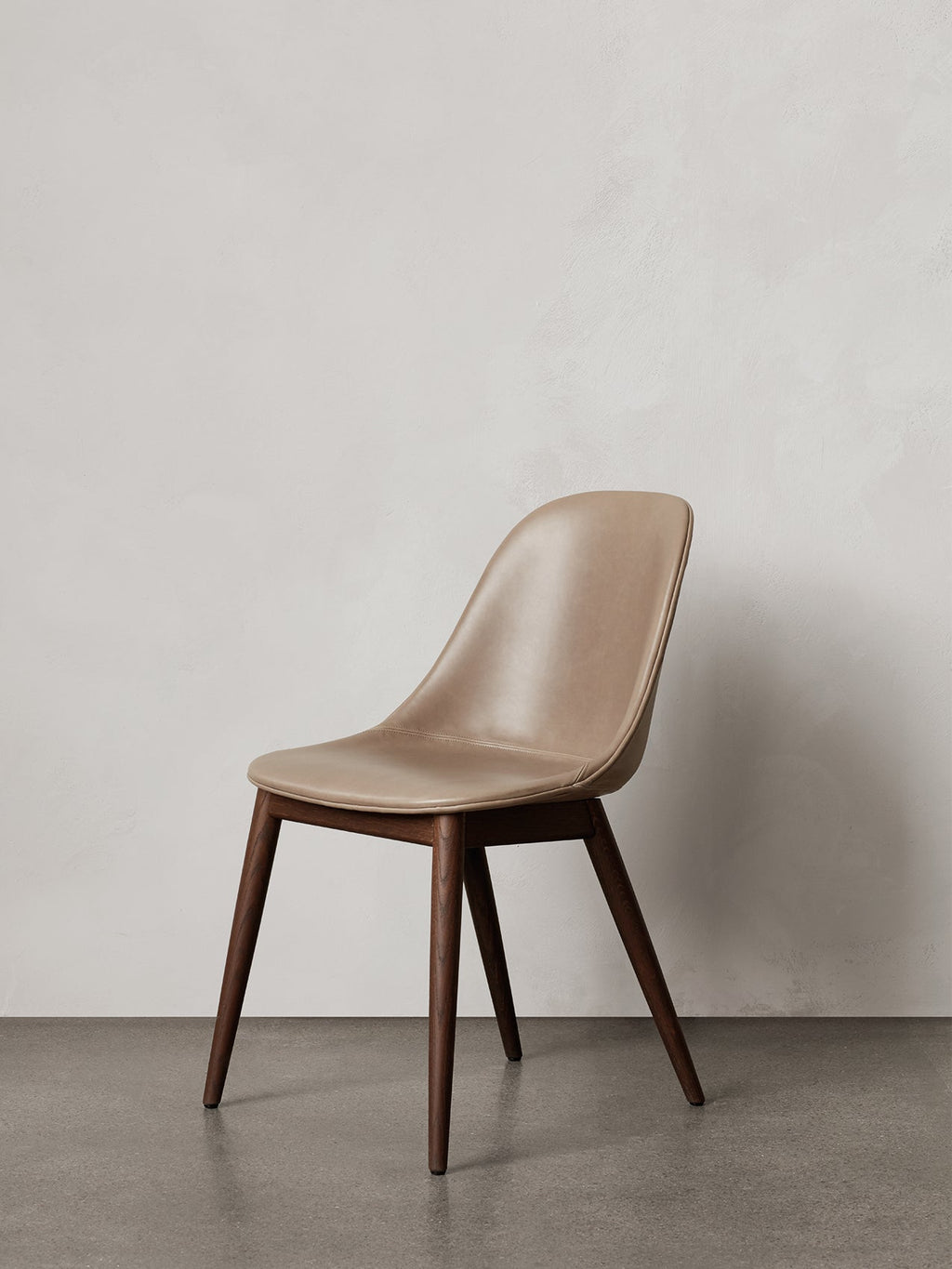Chaise de salle à manger contemporaine rembourrée, piètement en bois avec coque compacte, pour salle à manger et bureau