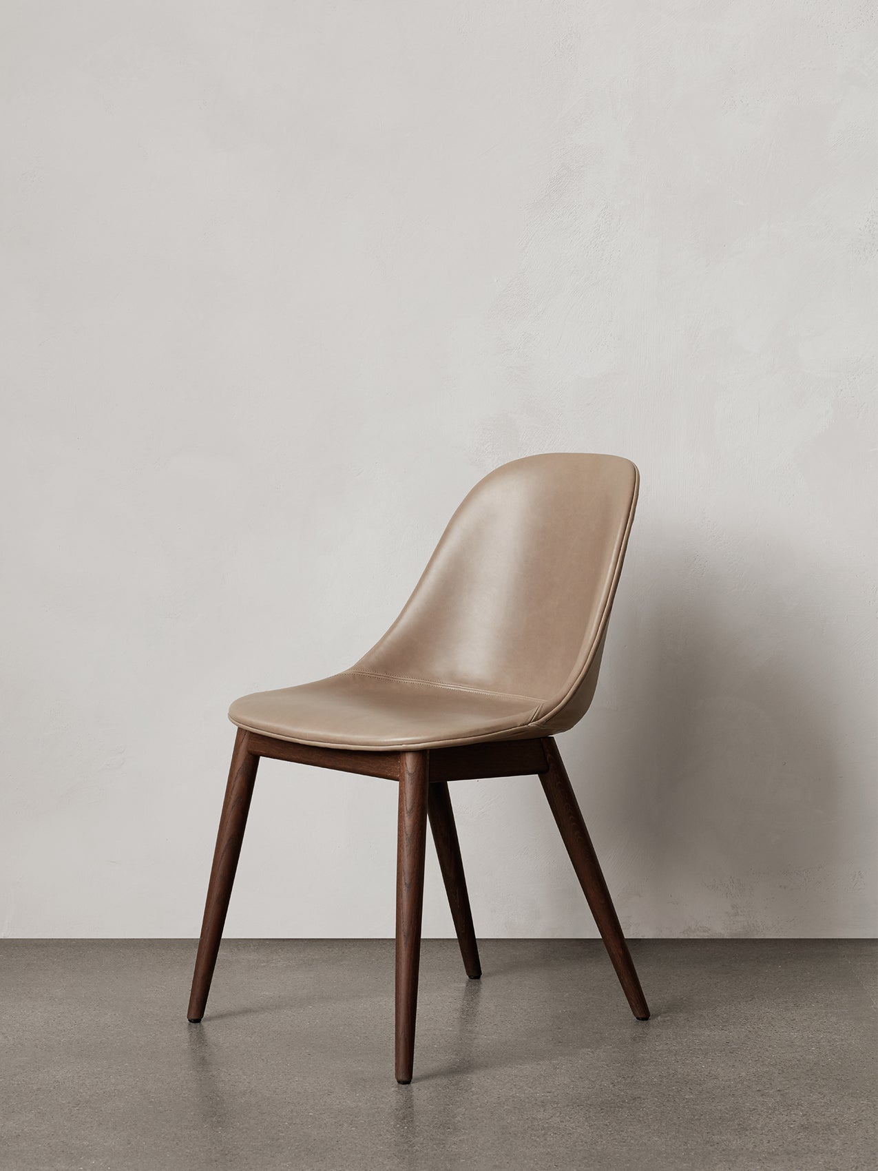 Chaise de salle à manger contemporaine rembourrée, piètement en bois avec coque compacte, pour salle à manger et bureau