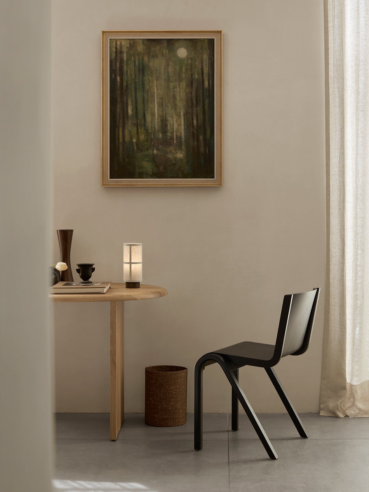 Chaise de salle à manger en placage de chêne scandinave avec design cantilever empilable pour salle à manger et bureau