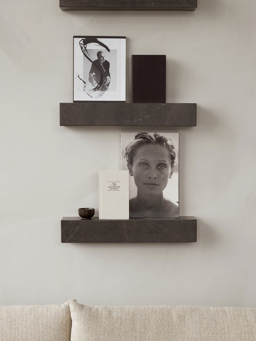 Étagère murale minimaliste en marbre et pierre avec affichage horizontal ou vertical pour le salon et le couloir