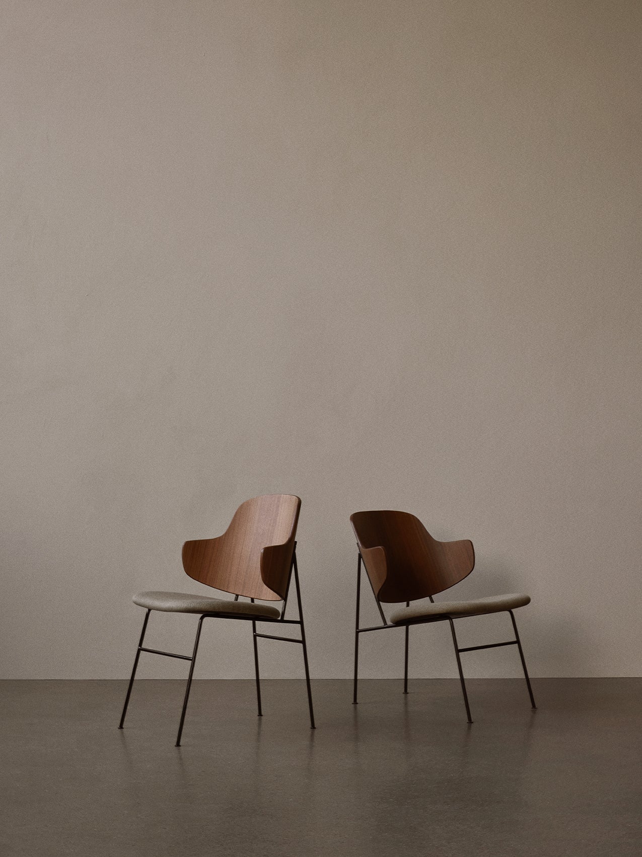 Chaise de salle à manger sculpturale avec coque organique pour la salle à manger