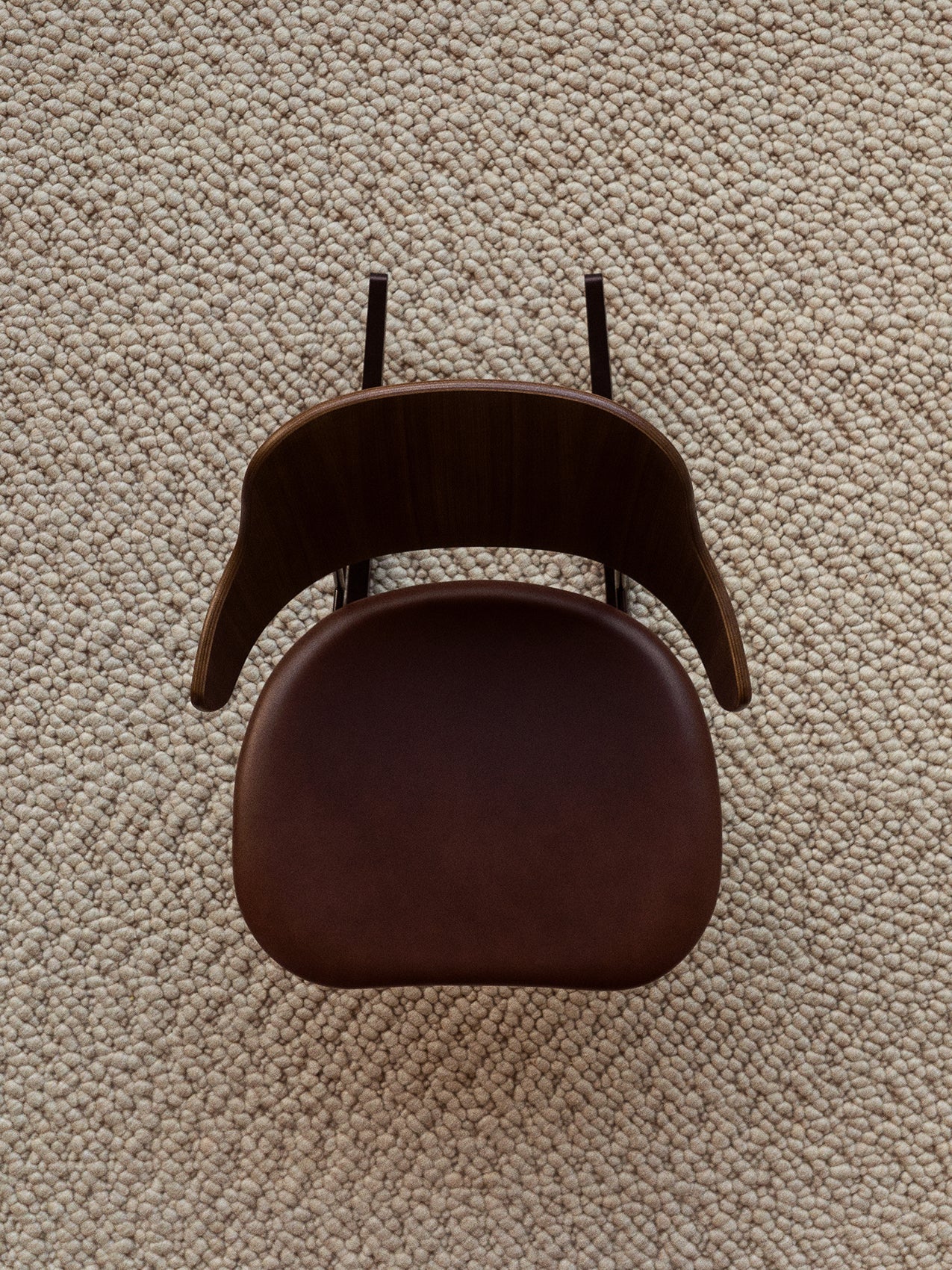Fauteuil à bascule en placage de chêne avec cadre en acier pour salon et chambre