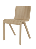 Chaise de salle à manger en placage de chêne scandinave avec design cantilever empilable pour salle à manger et bureau