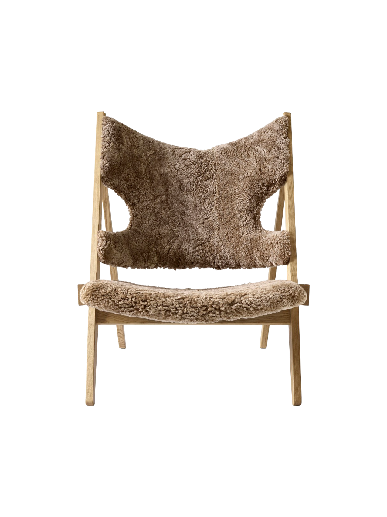 Fauteuil de salon et de chambre en peau de mouton et chêne avec découpe au niveau des accoudoirs
