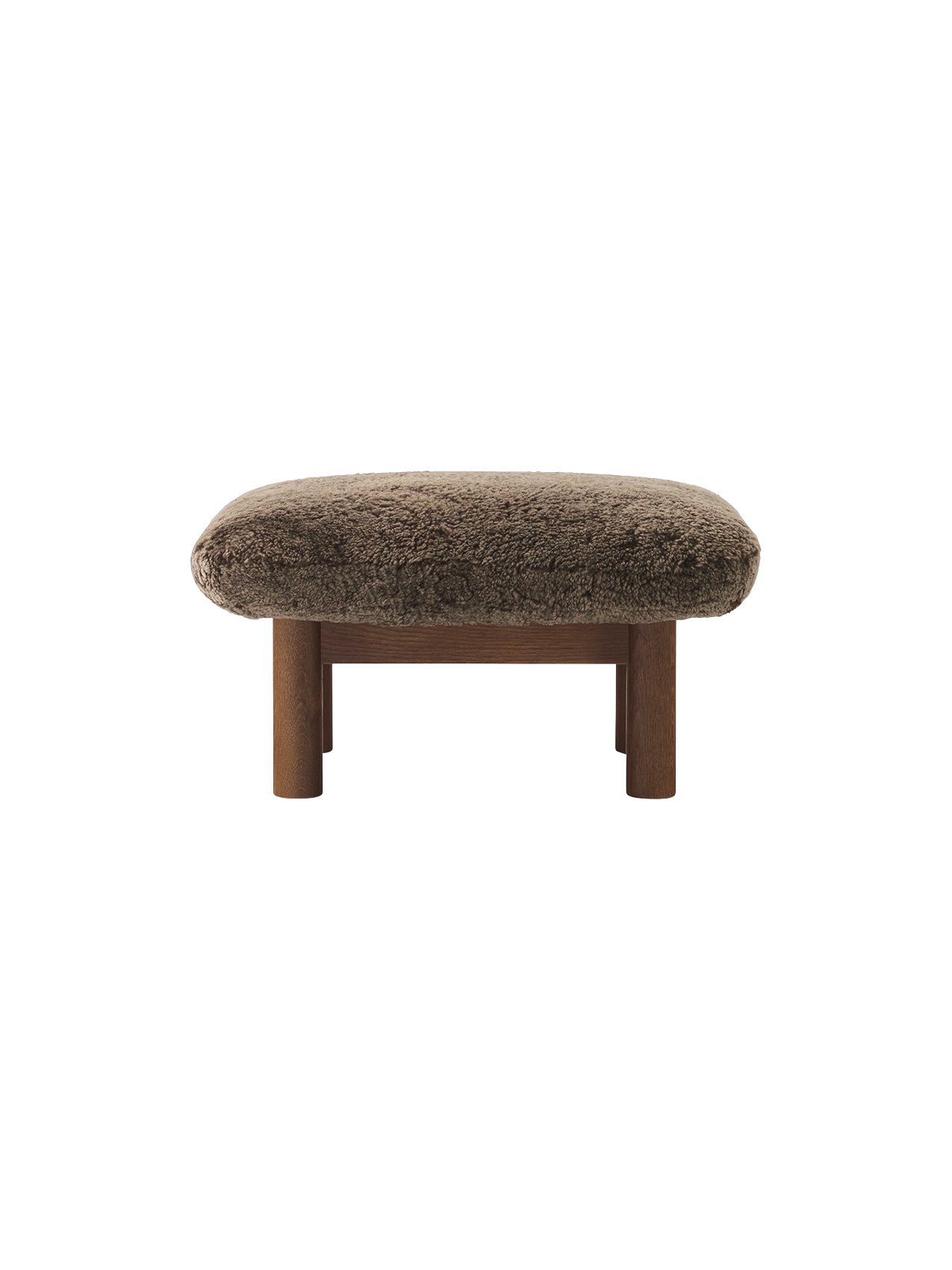 Ottoman scandinave mi-siècle en peau de mouton avec pieds cylindriques en bois pour salon et chambre